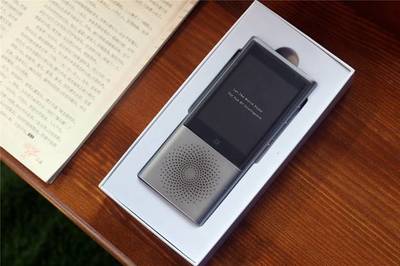 簡單對話輕松翻譯,這款A(yù)I翻譯機伴你出游全程無憂!